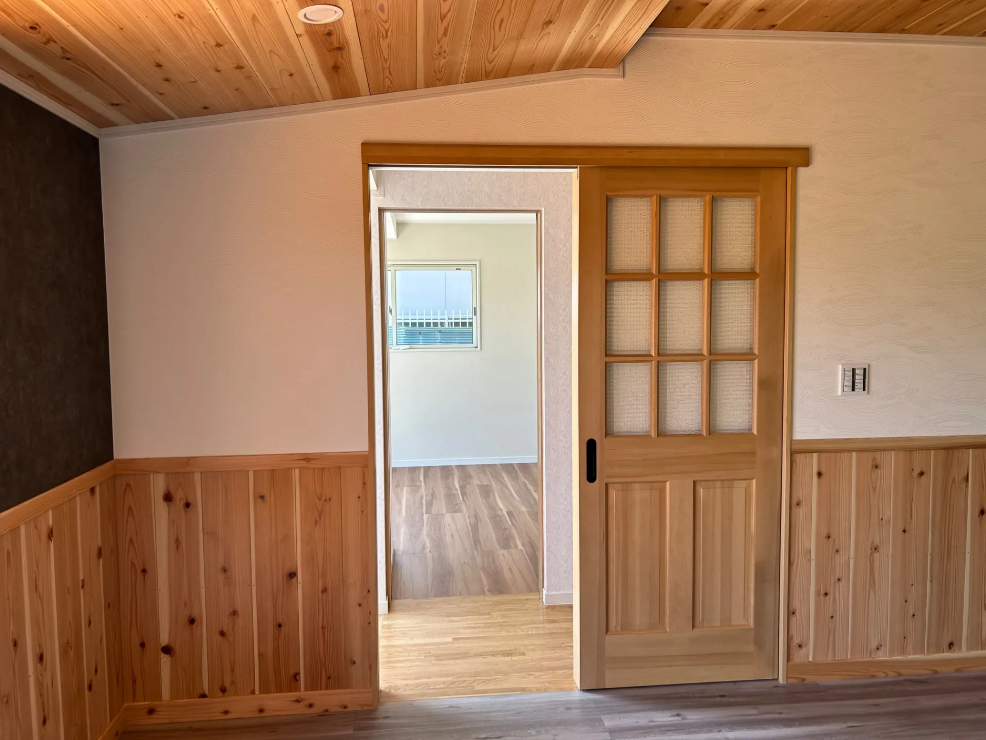 キッチン・居間・クローゼット